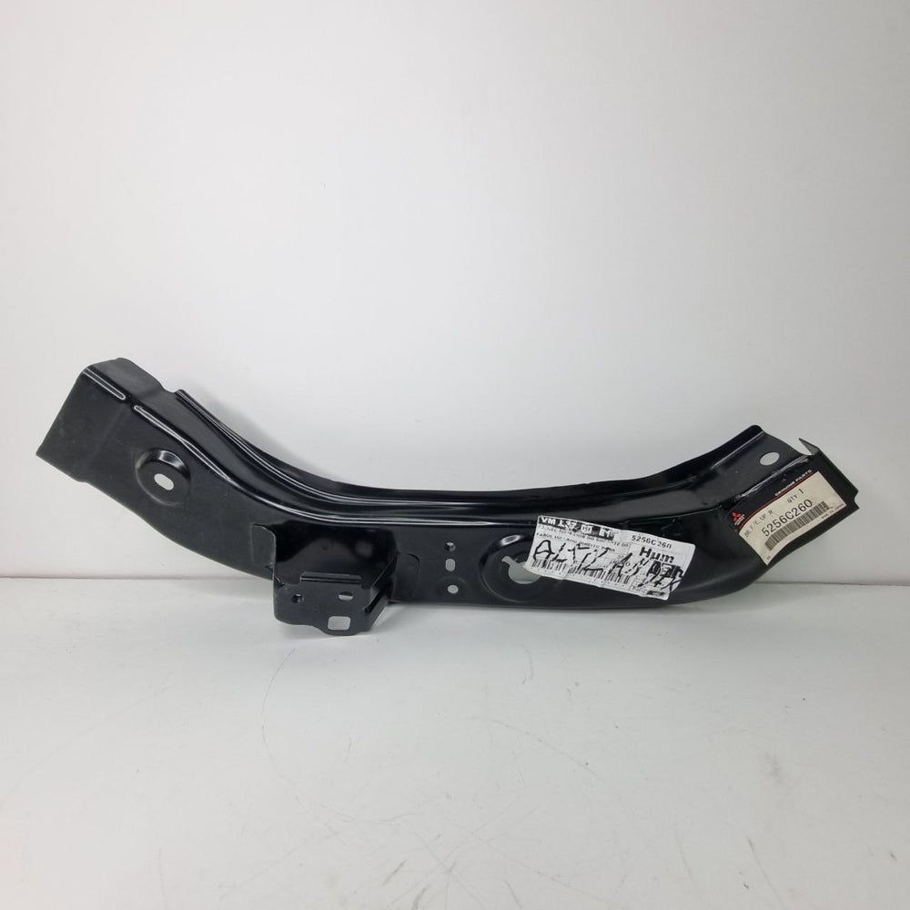 Suporte Farol Dianteiro Direito Mitsubishi Outlander 2014/2018 Novo