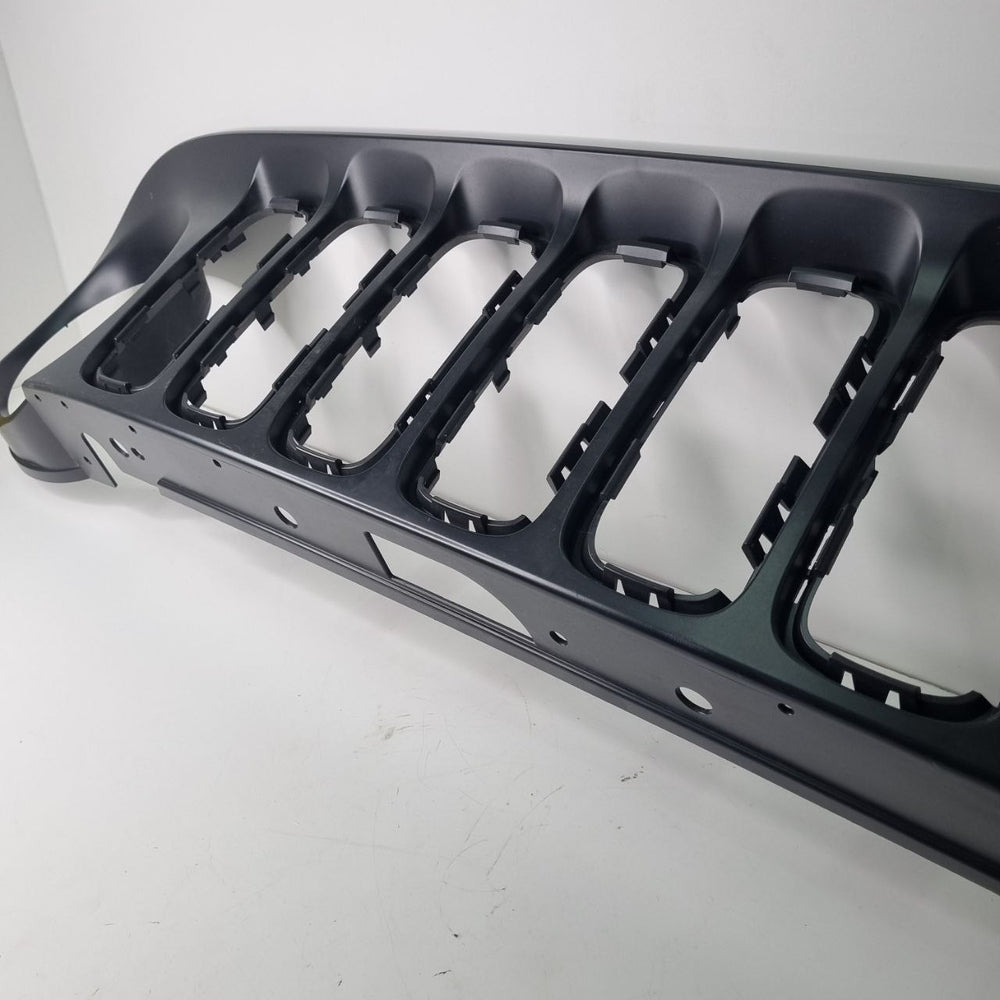 Grade Dianteira Superior Jeep Renegade 2016/2018 Nova
