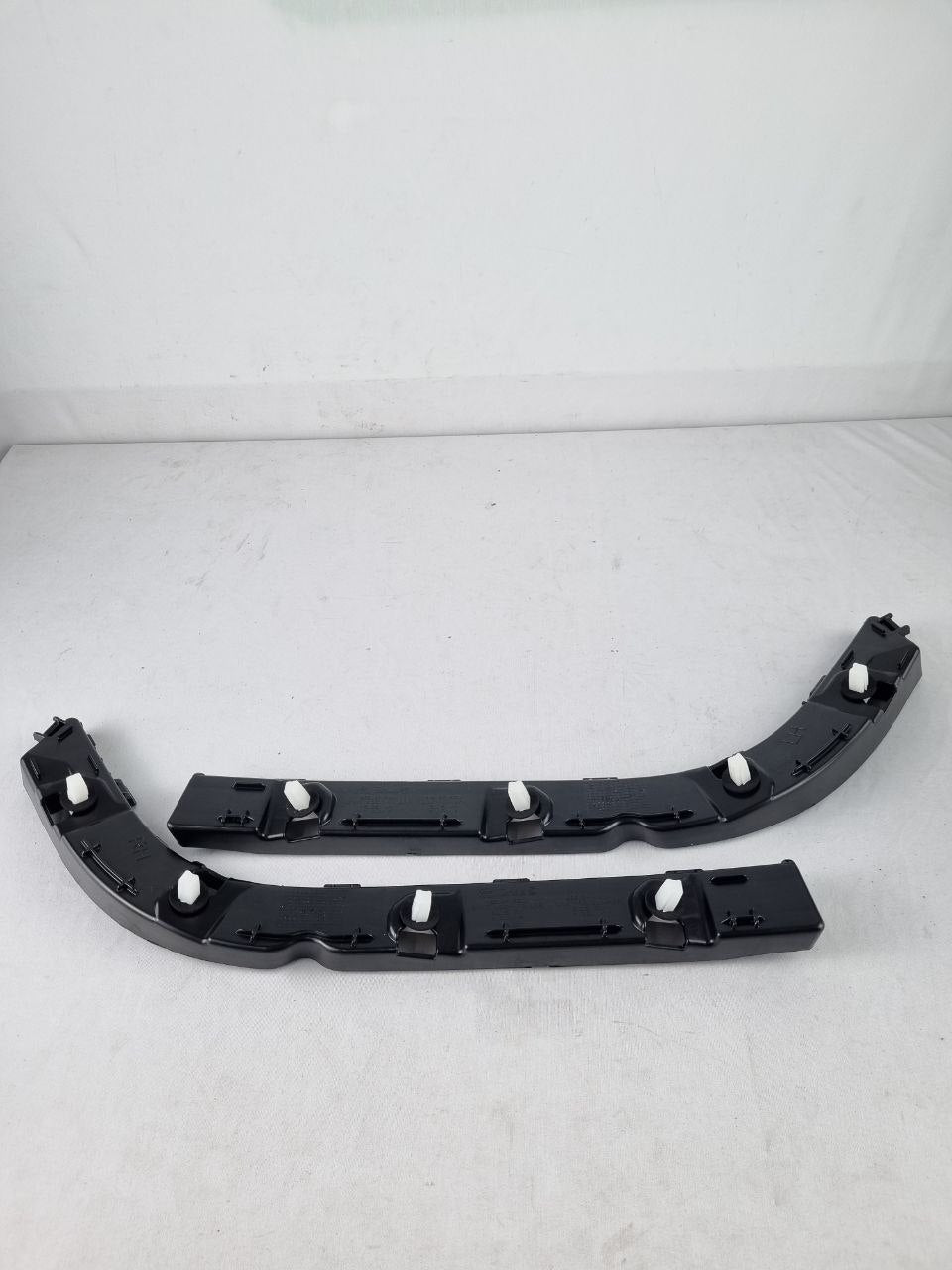Par Guia Parachoque Tras Hyundai HB20 Sedan 2013/2019