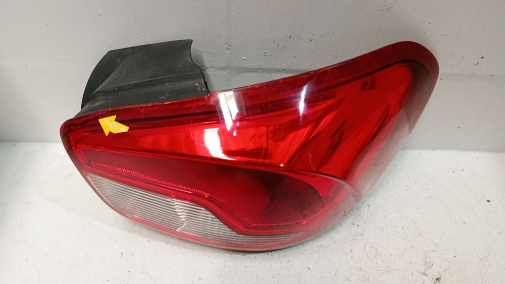 Lanterna Tras Dir Renault Kwid 2017/2024