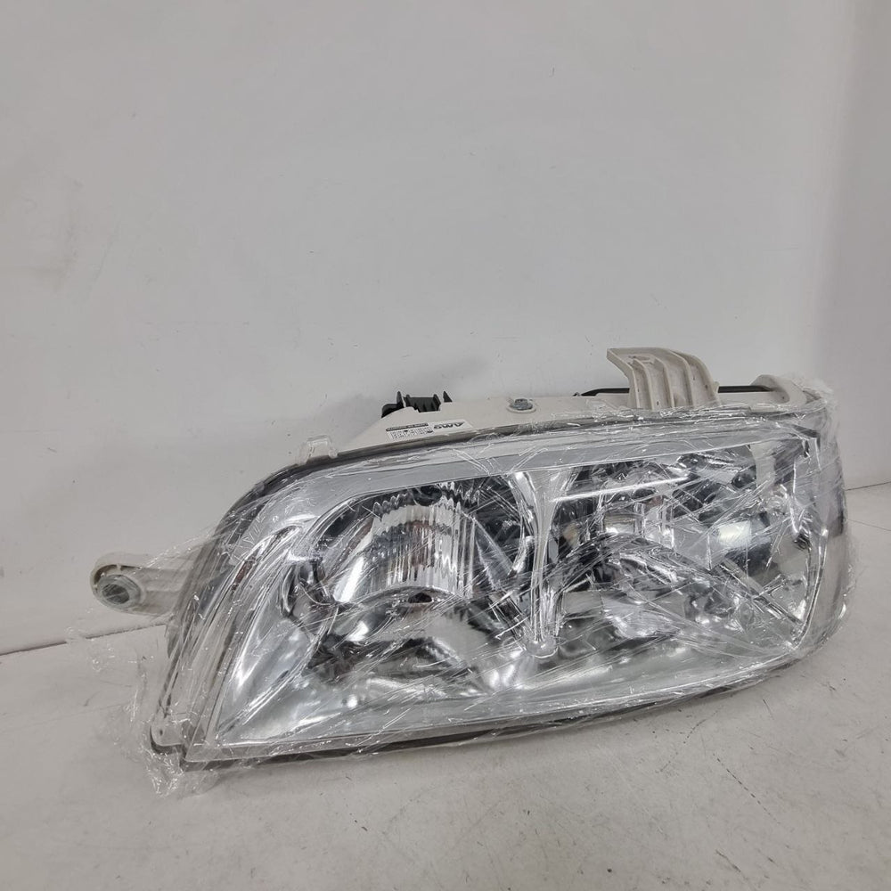Farol Diant Esq Fiat Palio / Palio Fire 2001/2003
