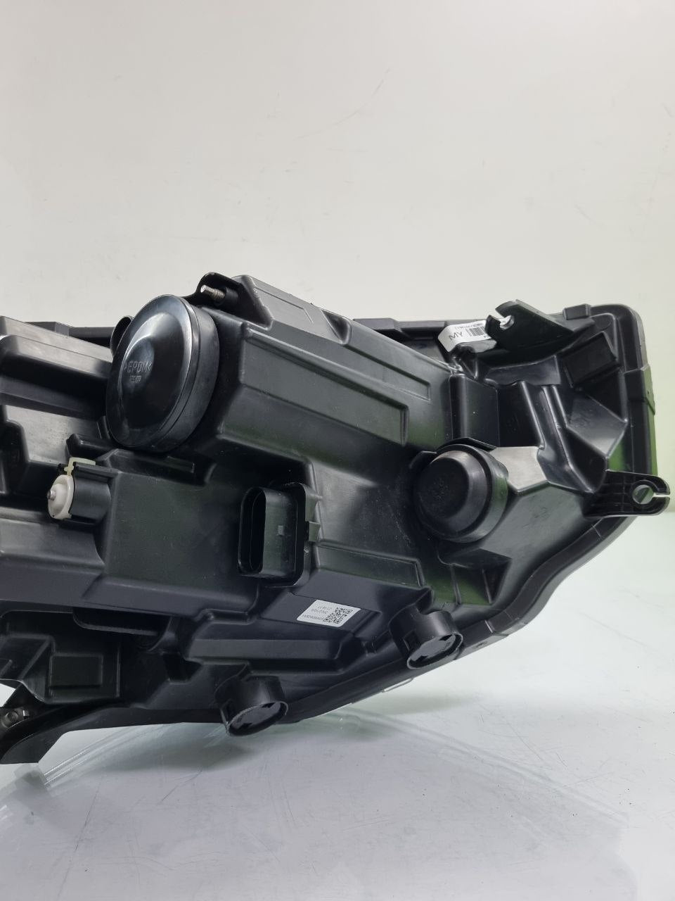 Farol Diant Esq Chery Tiggo 5X 2023/2025