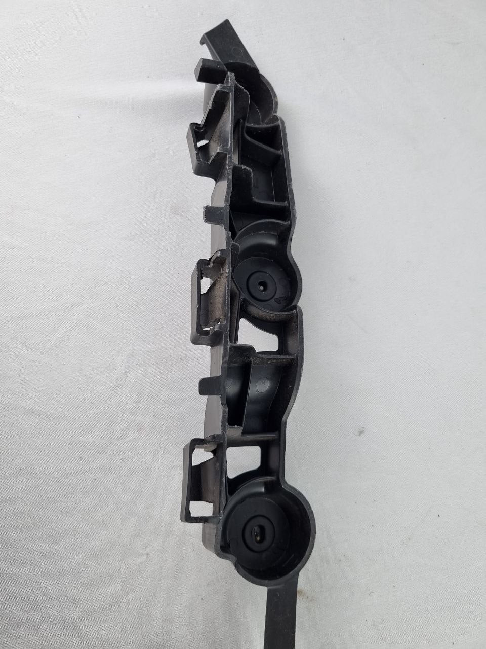 Suporte Para-choque Tras Dir Chevrolet Onix 2013/2019