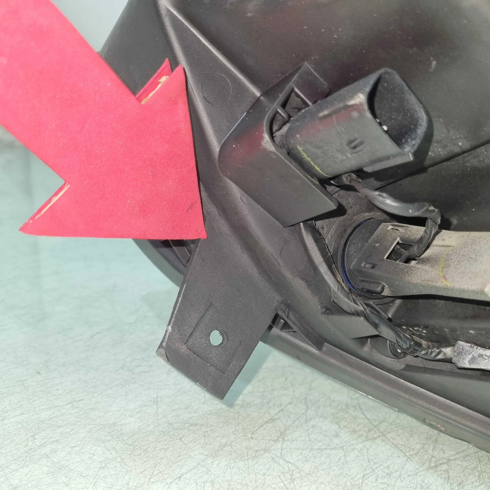 Farol Direito Máscara Negra Chevrolet Onix Turbo 2020/2024