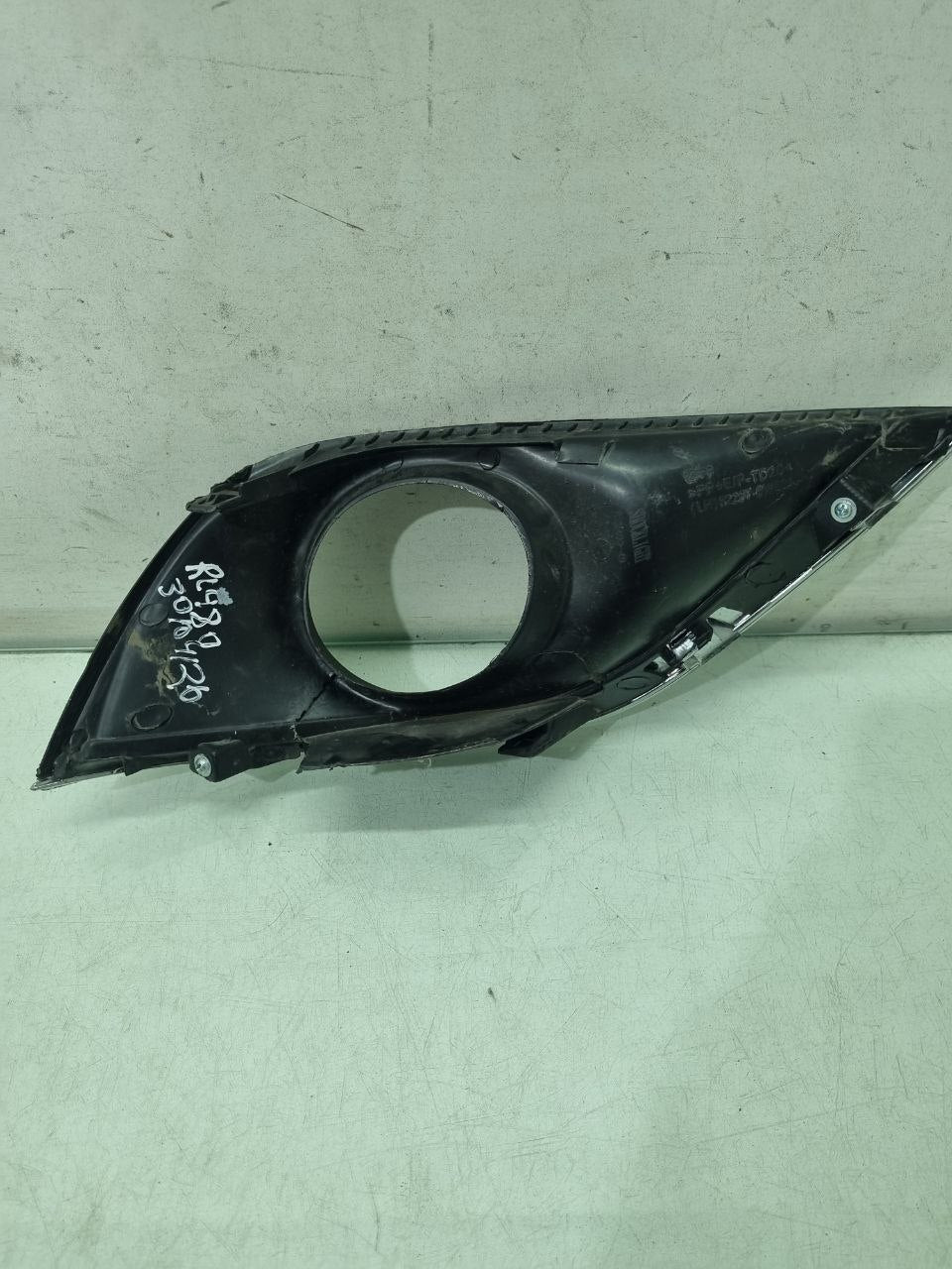 Moldura Farol Neblina Dianteiro Esq Chevrolet Cruze 2016/2019 Usado
