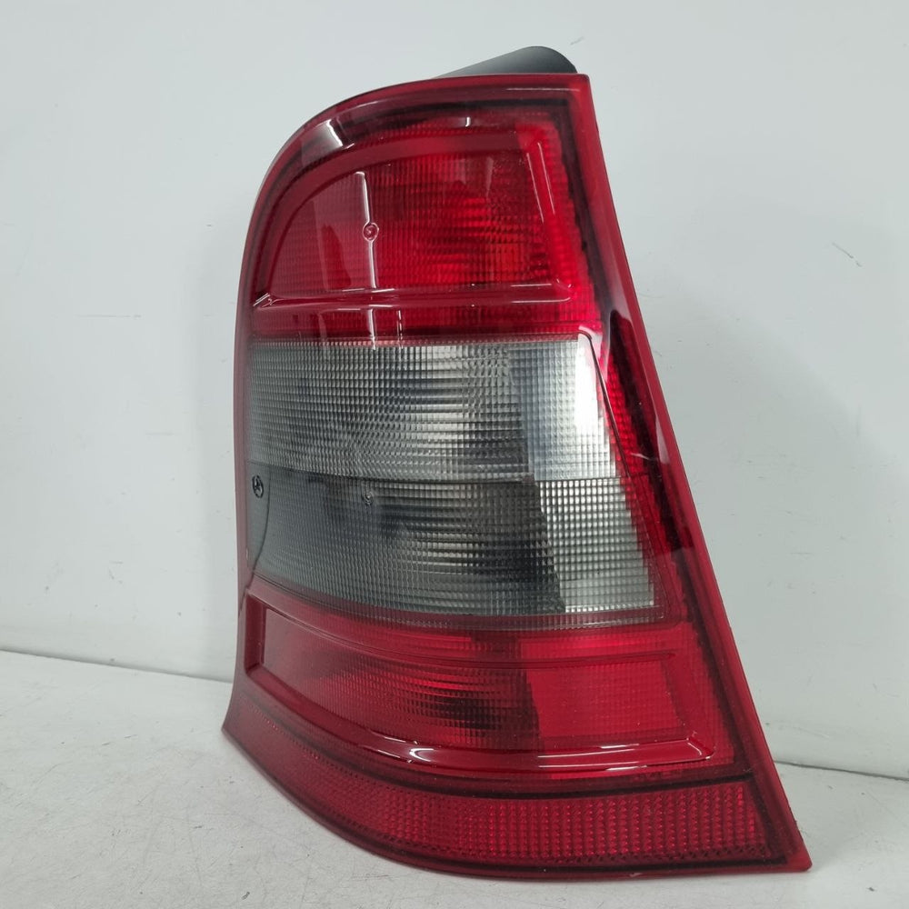 Lanterna Tras Dir Mercedes-Benz Classe A 1998/2002