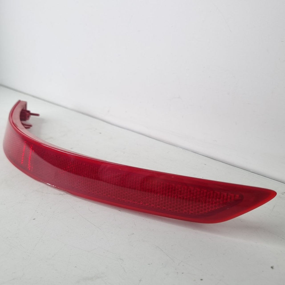 Refletor Tras Esq Parachoque Hyundai HB20 Sedan 2023/2025