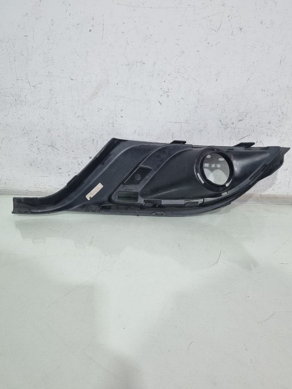 Moldura Farol de Milha Esquerda Dodge Durango 2014/2017 Usado