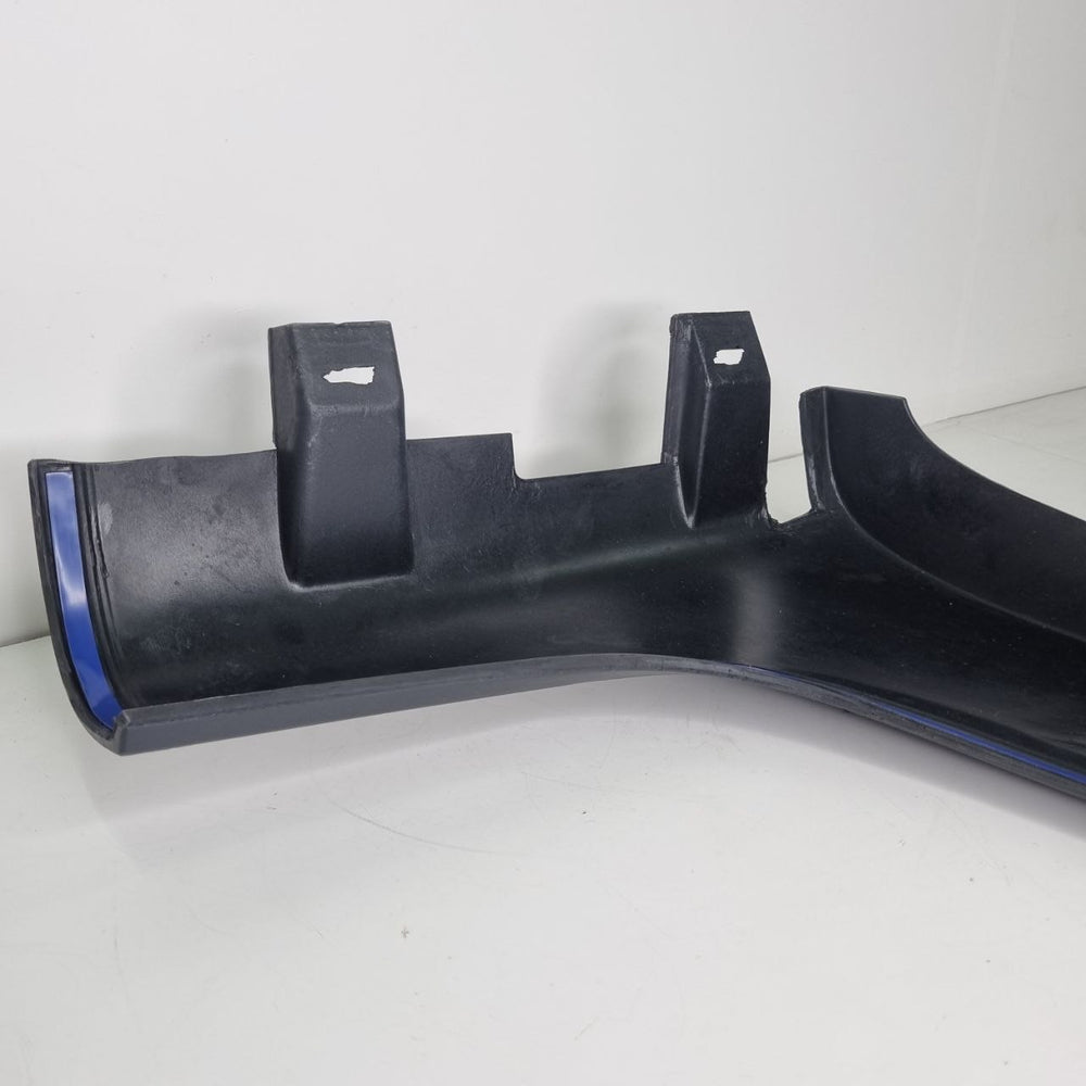 Moldura Lateral Traseira Esquerda Renault Oroch 2016/2020 Usada