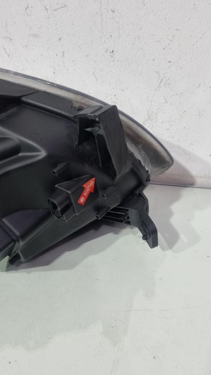 Farol Diant Esq GM Chevrolet Spin 2013/2018 Usado
