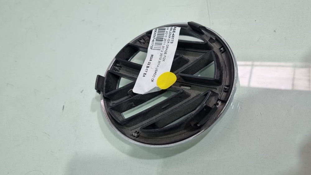 Emblema Grade Diant Volkswagen Fox 2010/2014