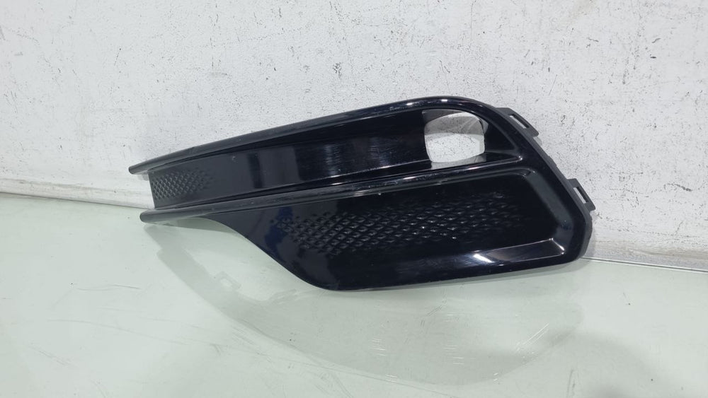 Moldura Farol Milha Esq Jeep Compass 2022/2024