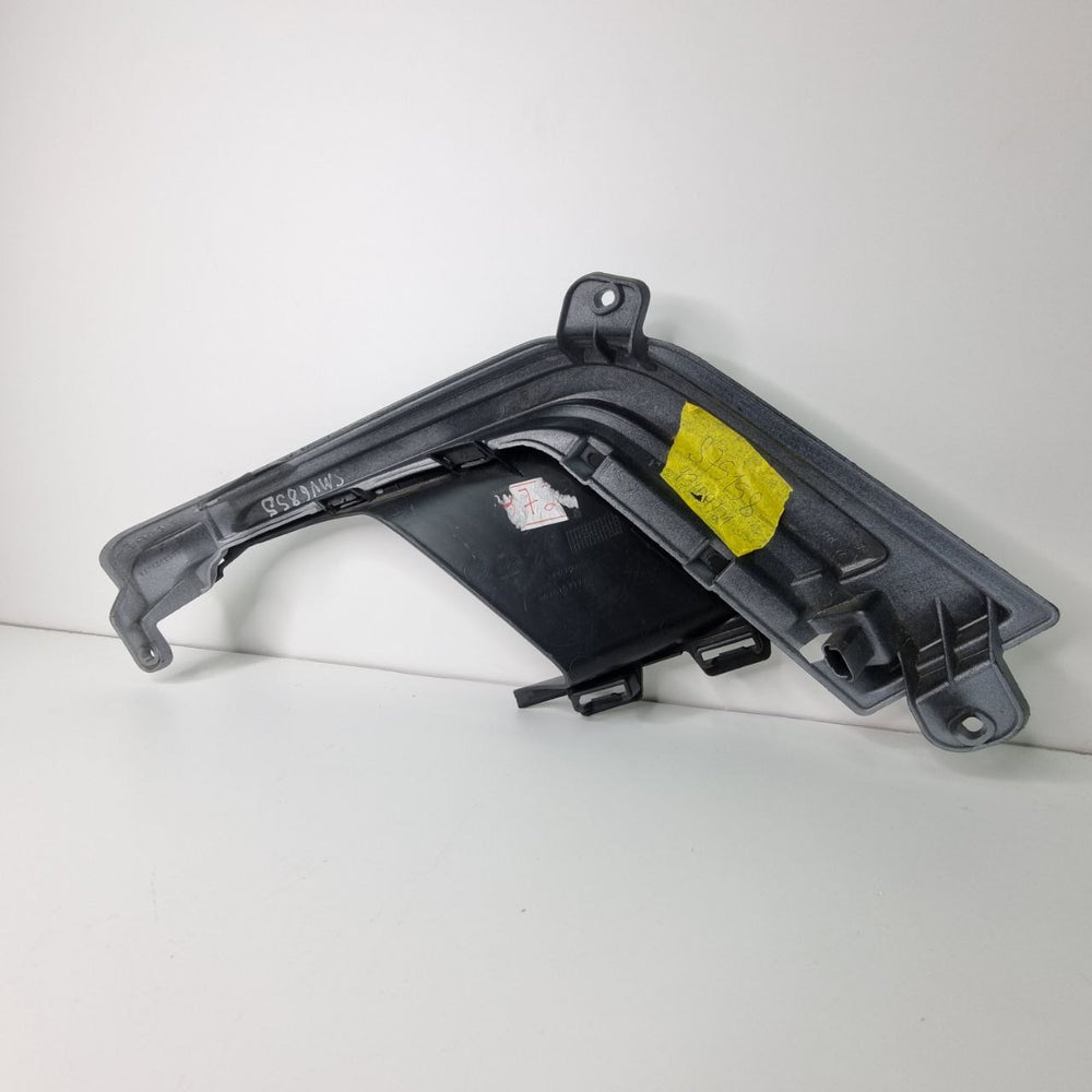 Moldura Farol de Milha Esquerdo Peugeot 308 2012/2015 Usada