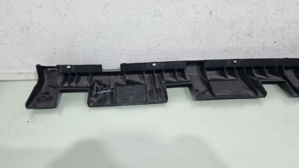 Guia Suporte Spoiler Lateral Inferior Esq Renault Duster 2012/2016