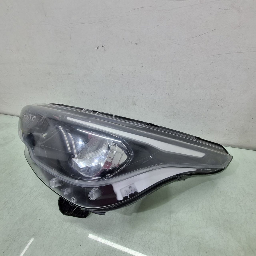 Farol Diant Esq Fiat Argo 2017/2021 Usado