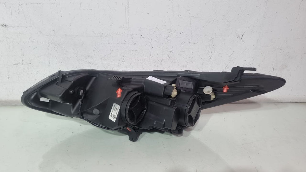 Farol Diant Dir GM Cruze 2016/2020 Usado