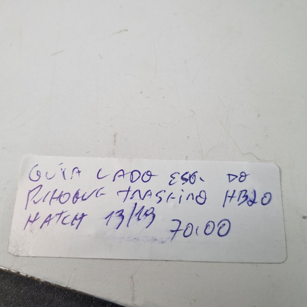 Guia Para-choque Traseiro Esquerdo Hyundai HB20 Hatch 2013/2019 Usado