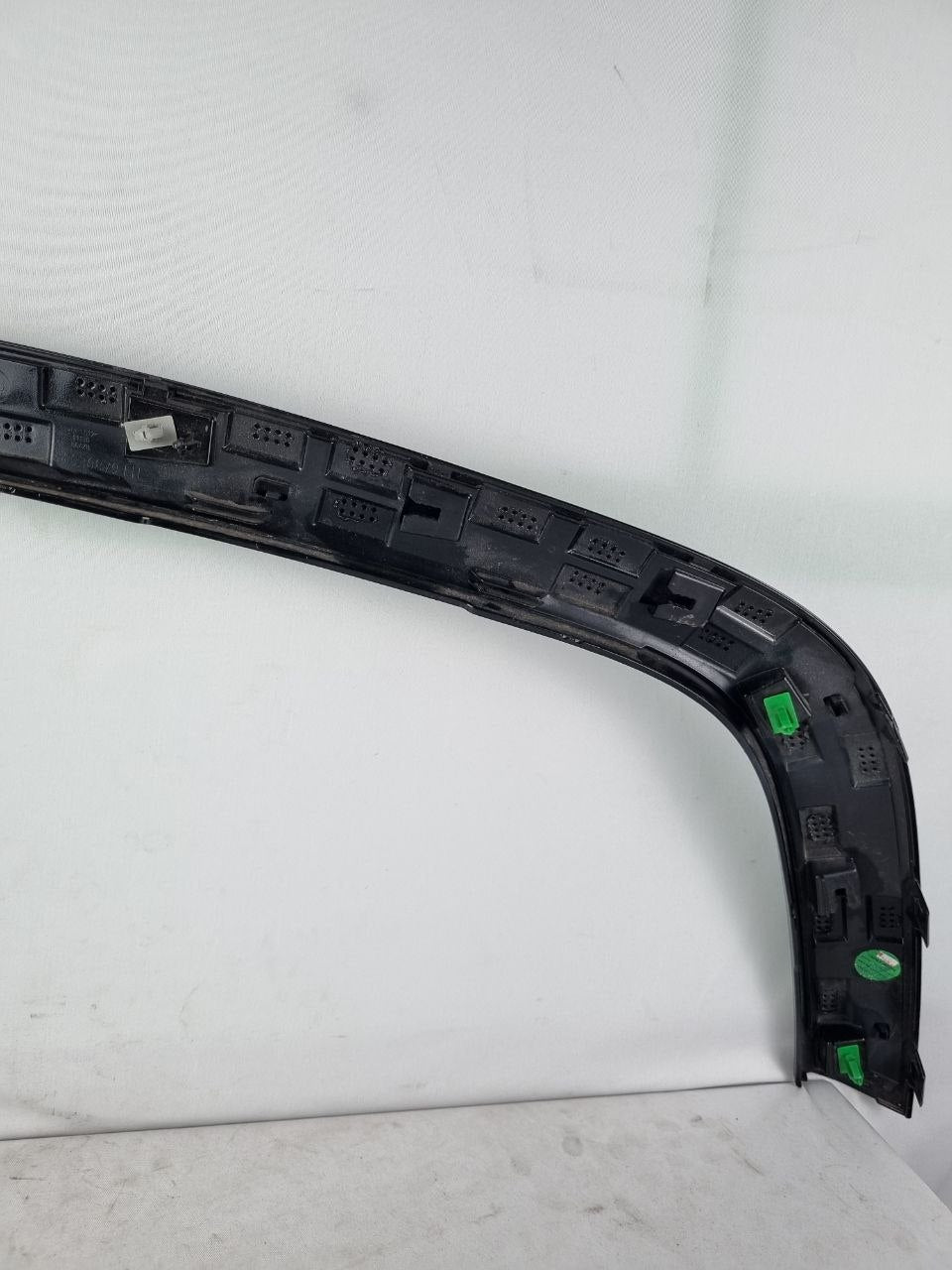 Moldura Paralama Traseiro Esquerdo Jeep Commander 2022/2025 Nova