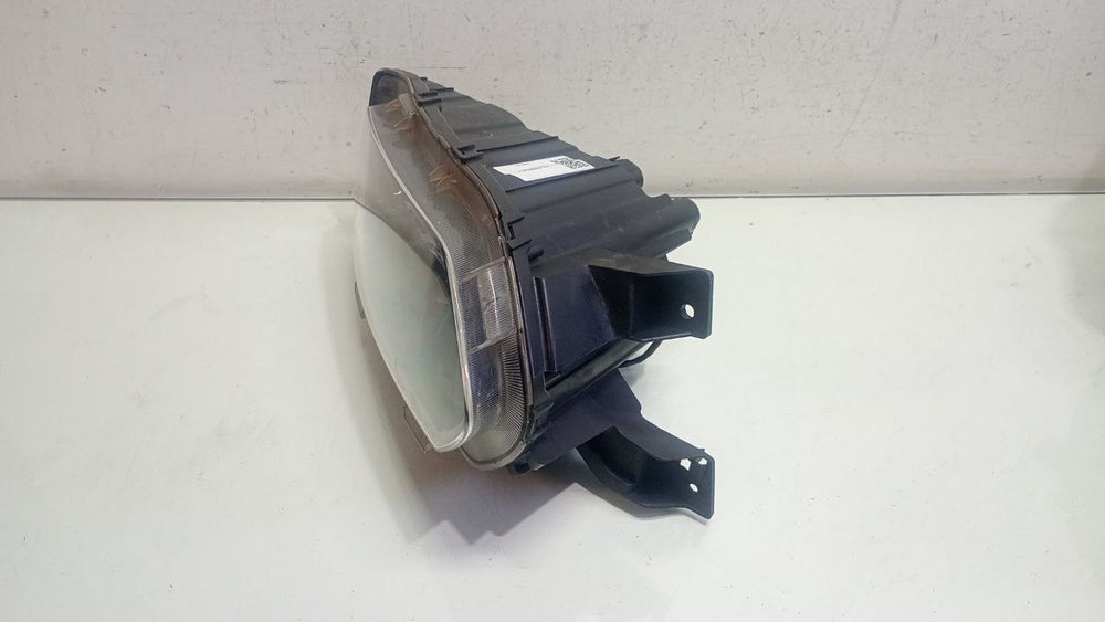 Farol lado esquerdo inferior kwid 2022 a 2025