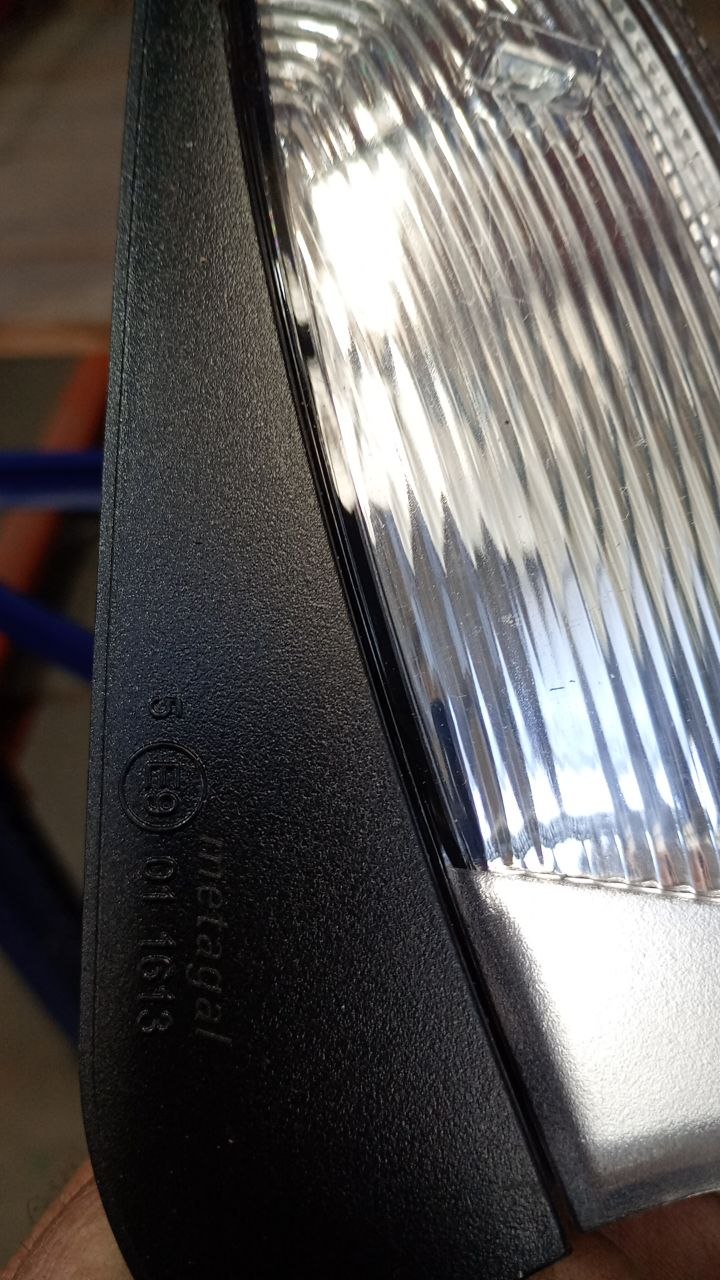 Pisca Seta Retrovisor Direito GM Vectra 2009/2011 Usado