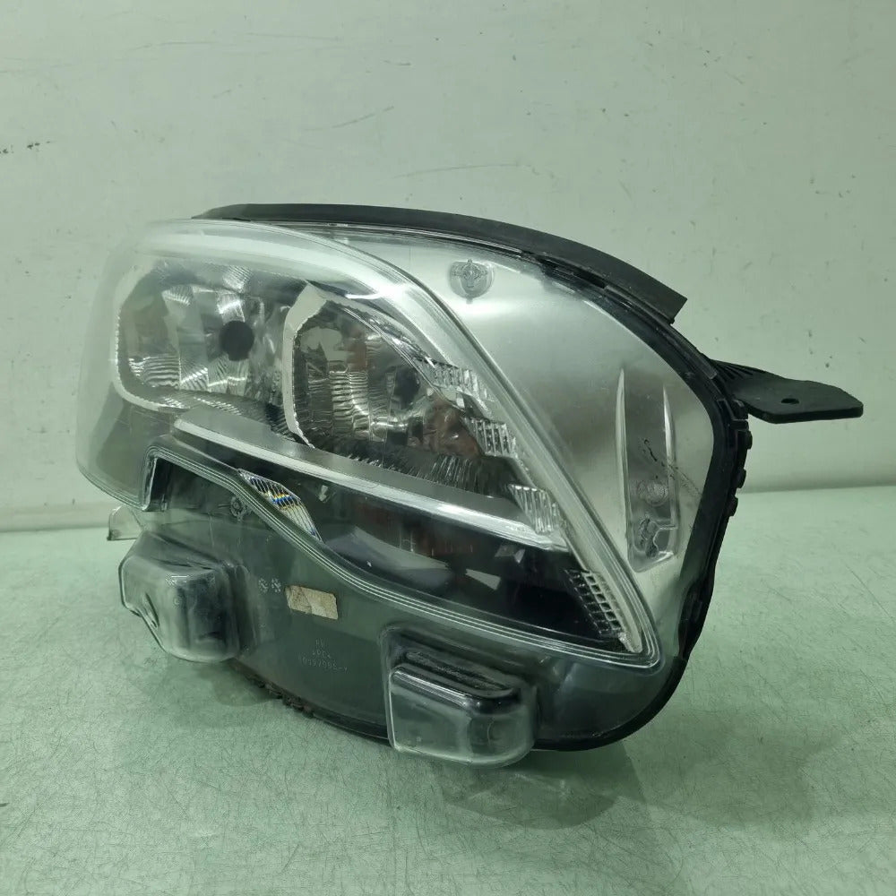 Farol lado direito expert 2020 a 2024