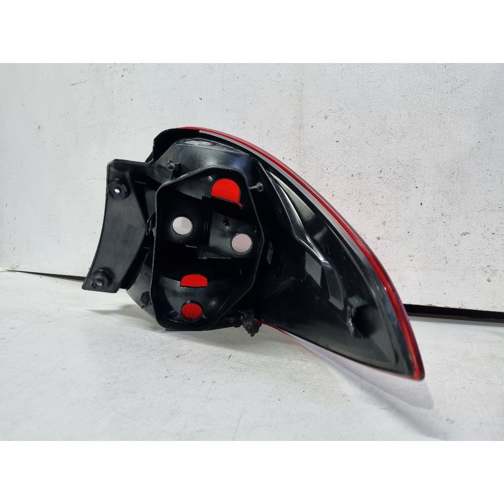 Lanterna Esquerda Fumê Ford Ka Sedan 2015/2018 Recuperado