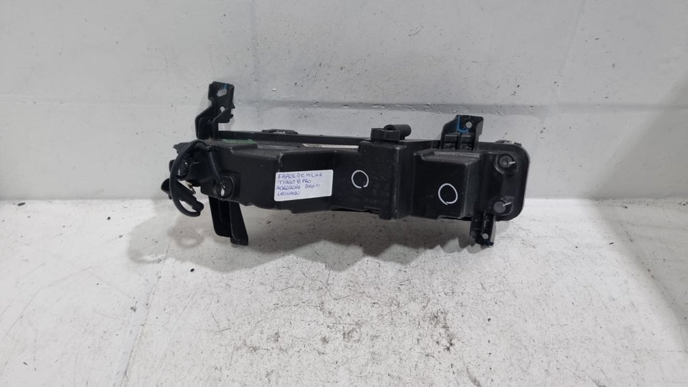 Farol de Milha Diant Dir Chery Tiggo 8 Pro 2022/2026