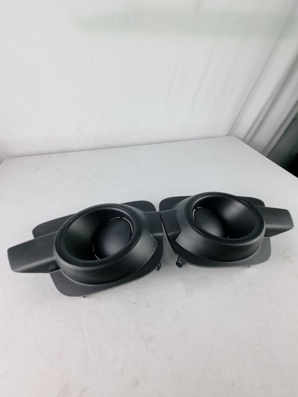 Moldura Farol Milha Diant Par Renault Kwid 2017/2021
