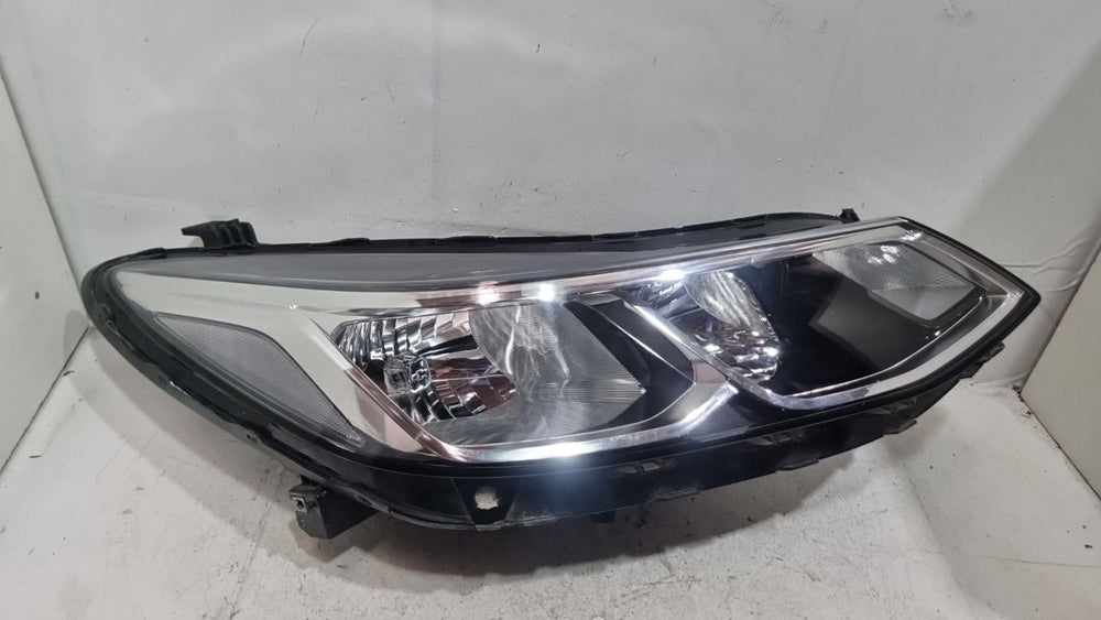 Farol Diant Dir Chevrolet Cruze 2017/2023 - Original
