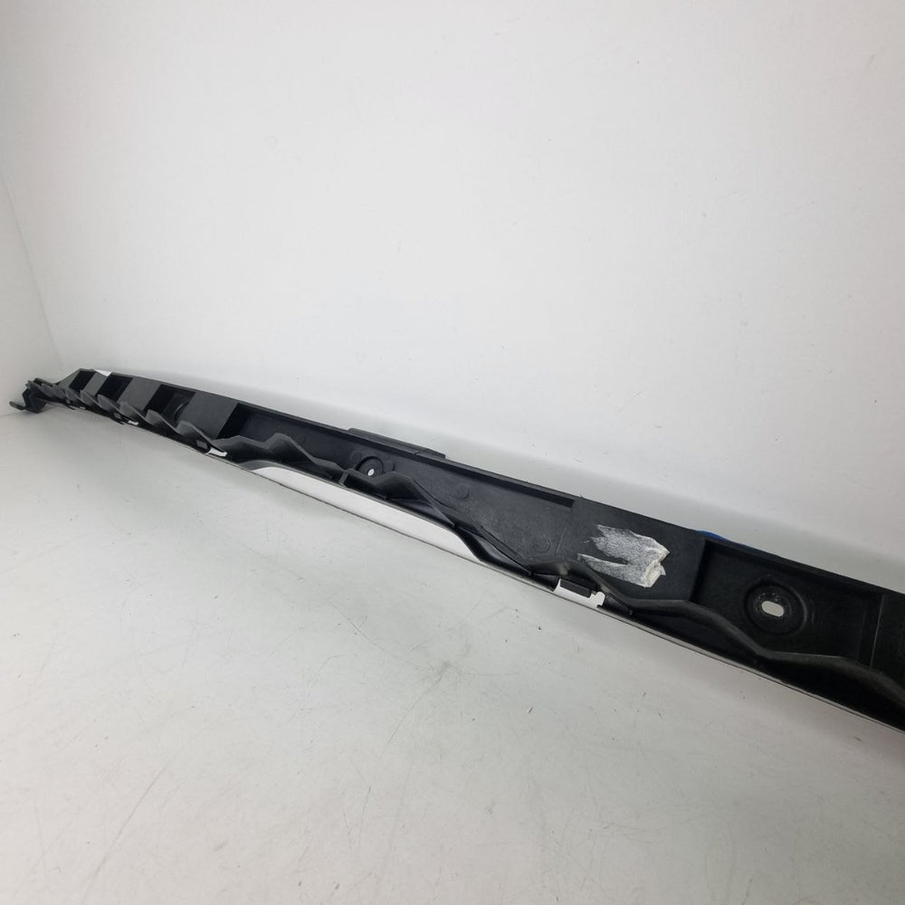 Guia Parachoque Tras Volkswagen Fox 2010/2014