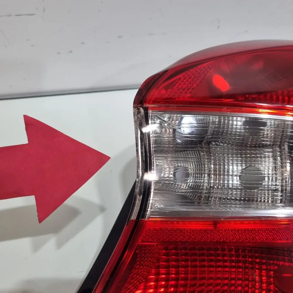Lanterna Do Lado Direito Ford Ka Hatch Modelos 2015/2018