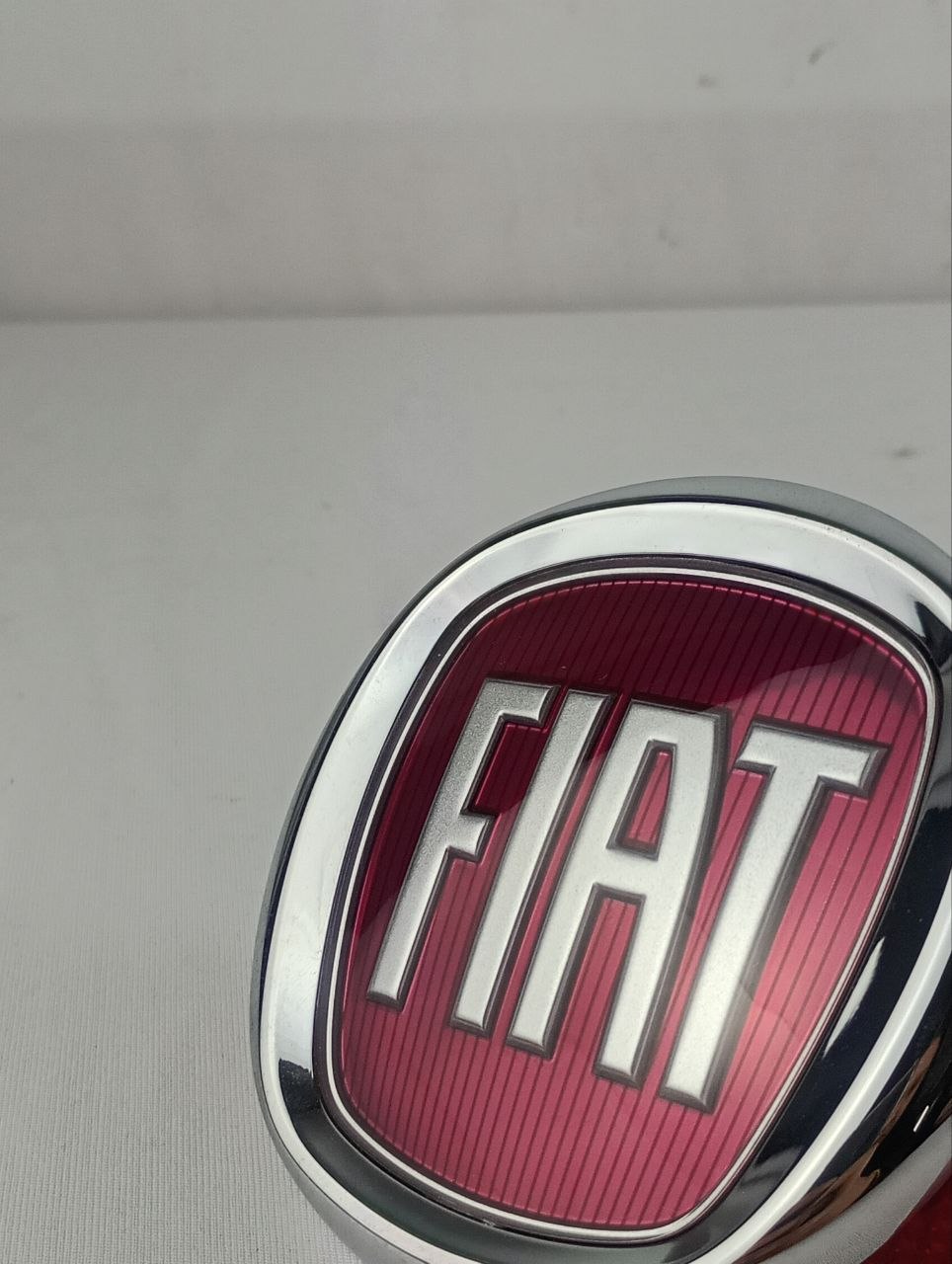 Emblema Dianteiro/Traseiro Fiat Palio Uno Punto Grand Siena Linea Idea Strada Bravo Mobi Novo