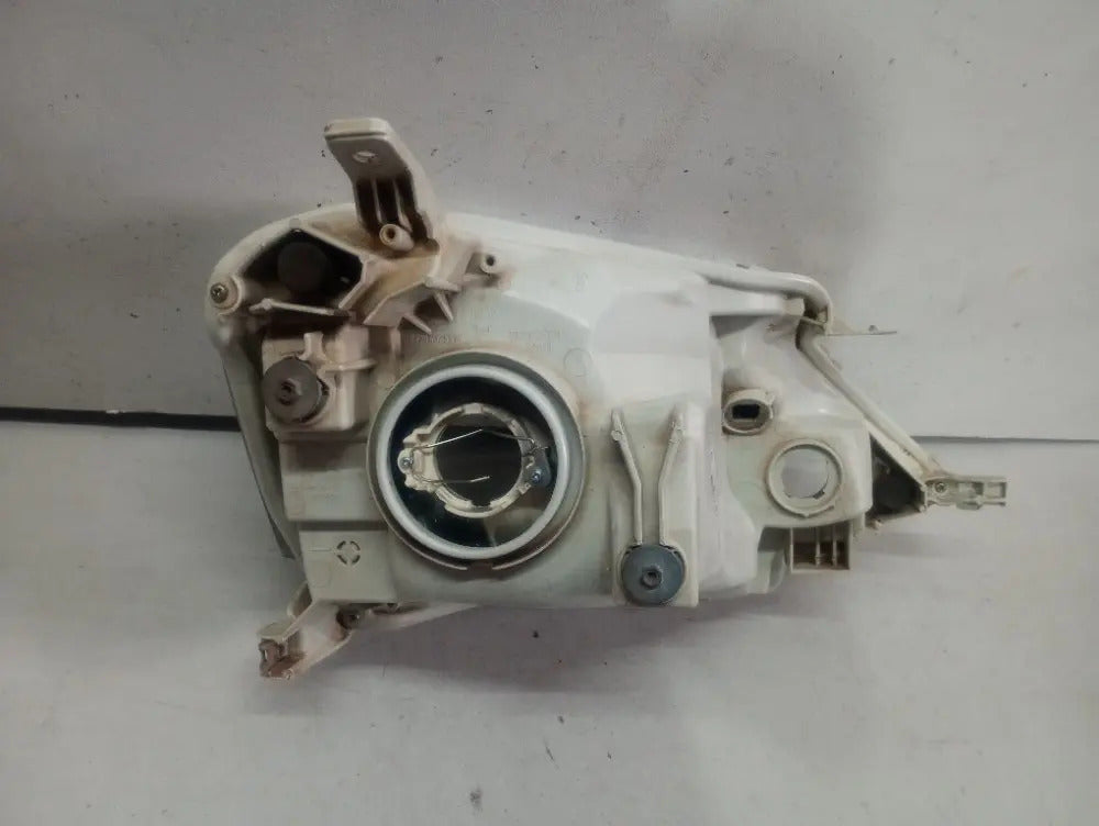 Farol Esquerdo Toyota Etios 2013/2016