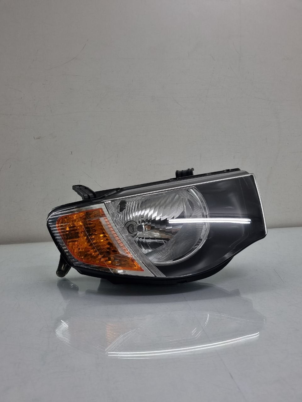 Farol Diant Dir Mitsubishi L200 Triton 2008/2012