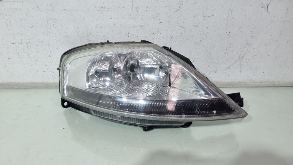 Farol lado direito cromado Citroën c3 2005 a 2010