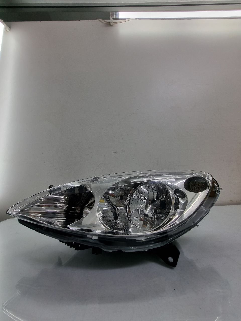 Farol Diant Esq Peugeot 307 2001/2006