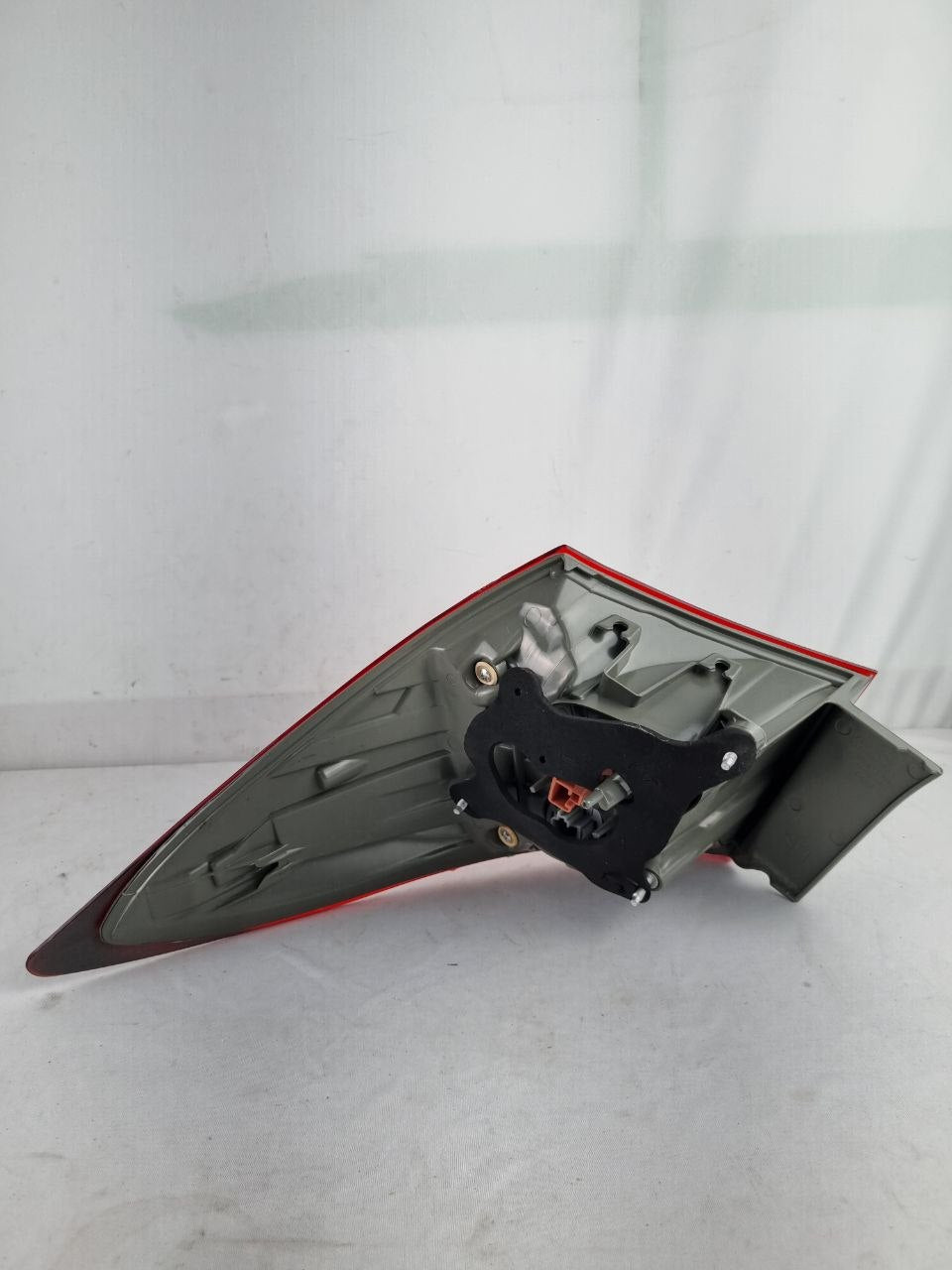 lanterna traseira esquerda (lateral/canto) para o Toyota