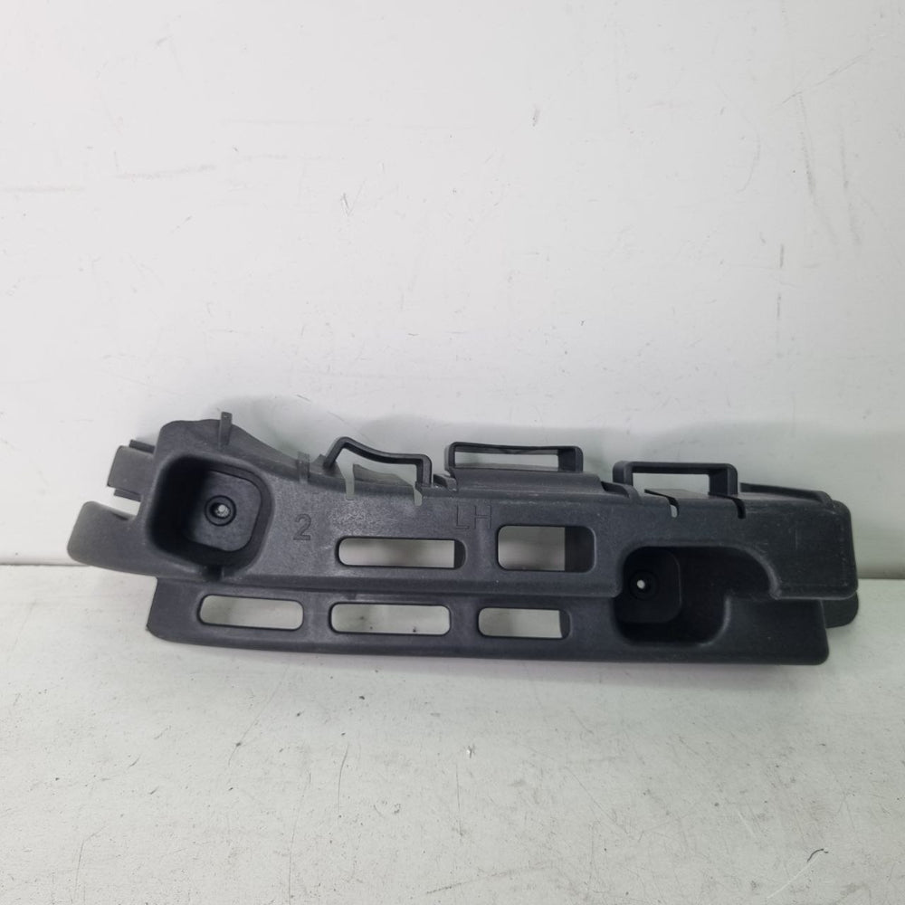 Suporte Para-choque Tras Esq Chevrolet Cruze 2011/2016