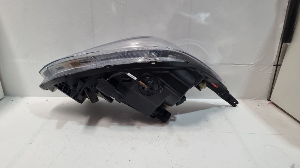 Farol Diant Esq GM Onix 2021/2023 Usado