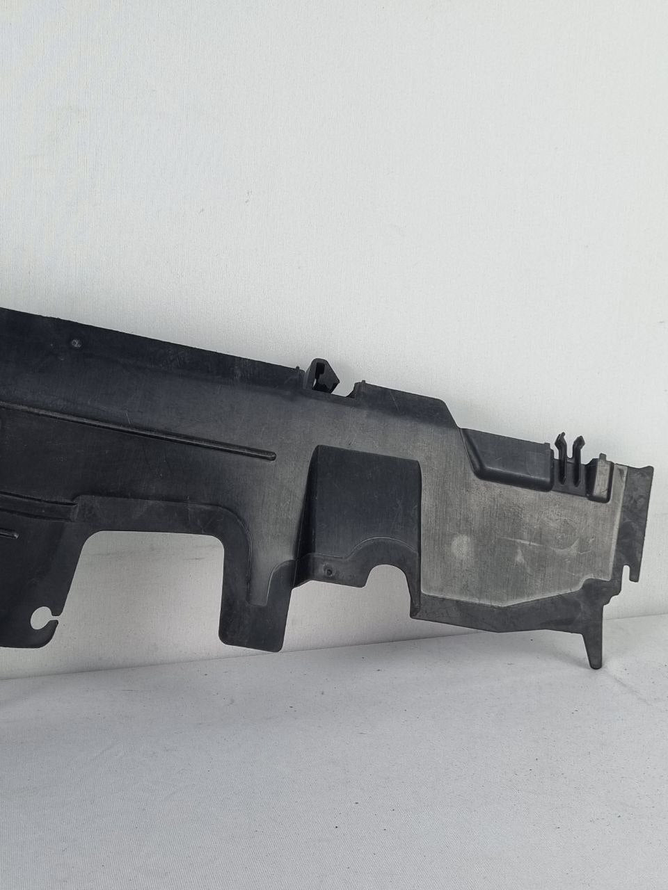 Defletor de Ar Diant Esq Volkswagen Polo 2017/2024