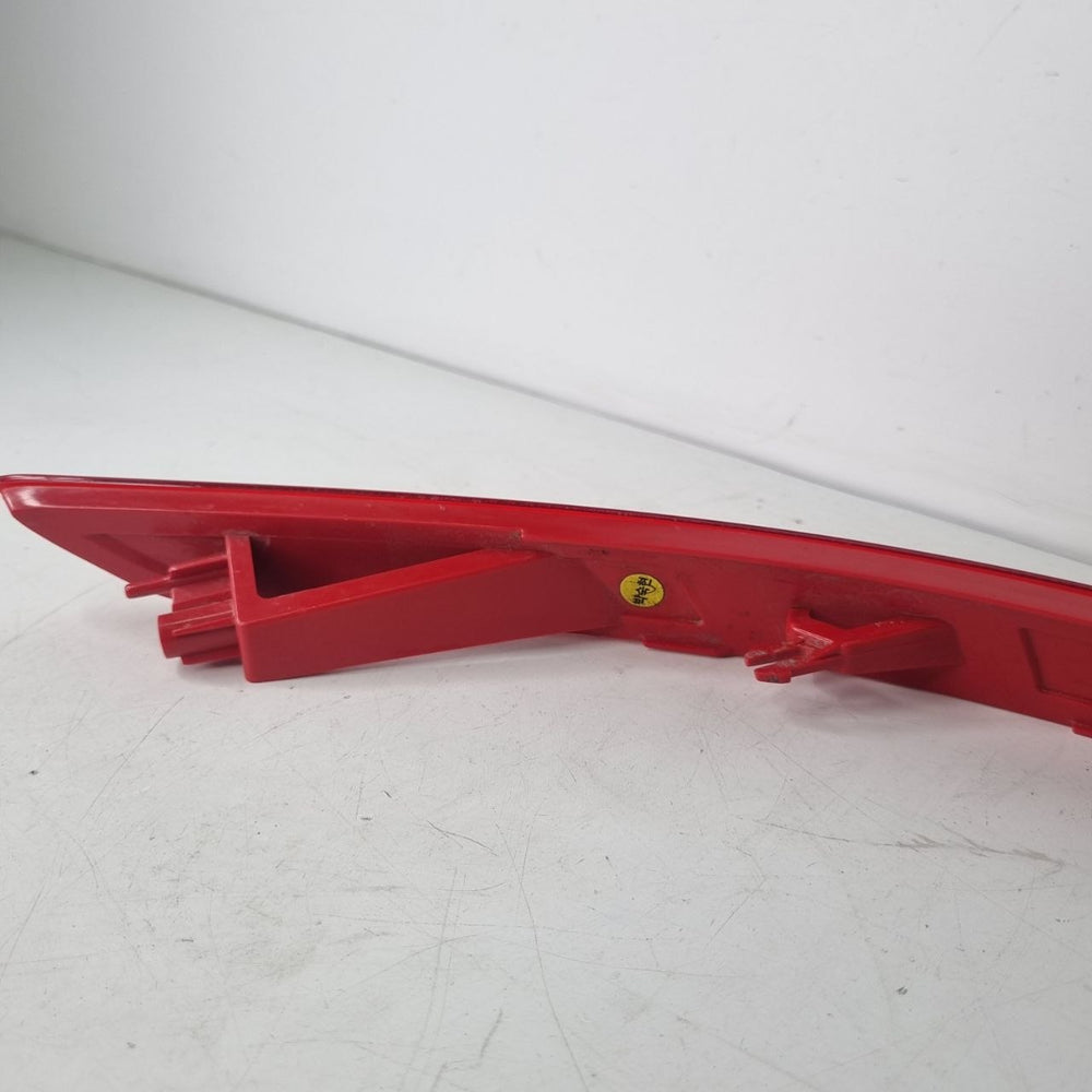 Refletor Tras Esq Parachoque Hyundai HB20 Sedan 2023/2025