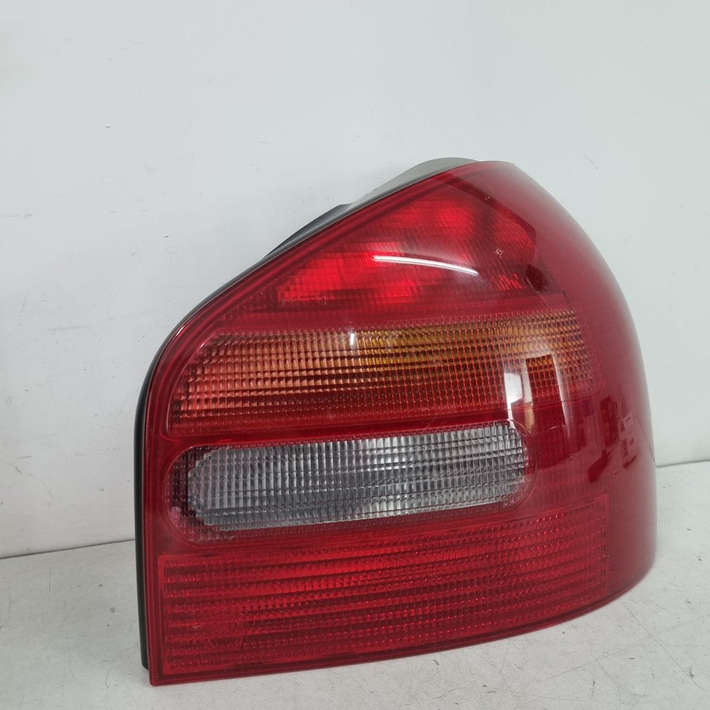 Lanterna Tras Dir Audi A3 1997/2000