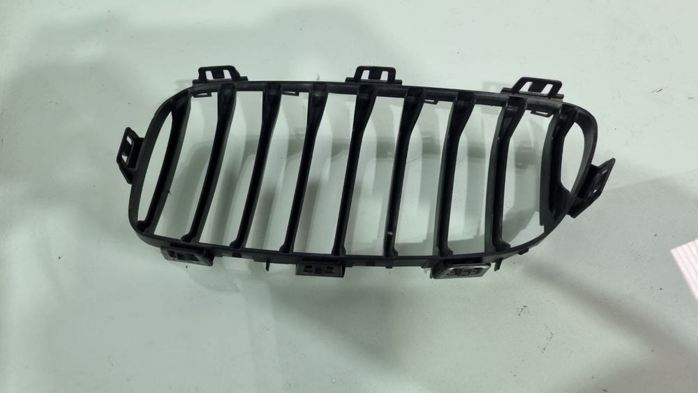 Grade Dianteira Dir BMW X1 2015/2019