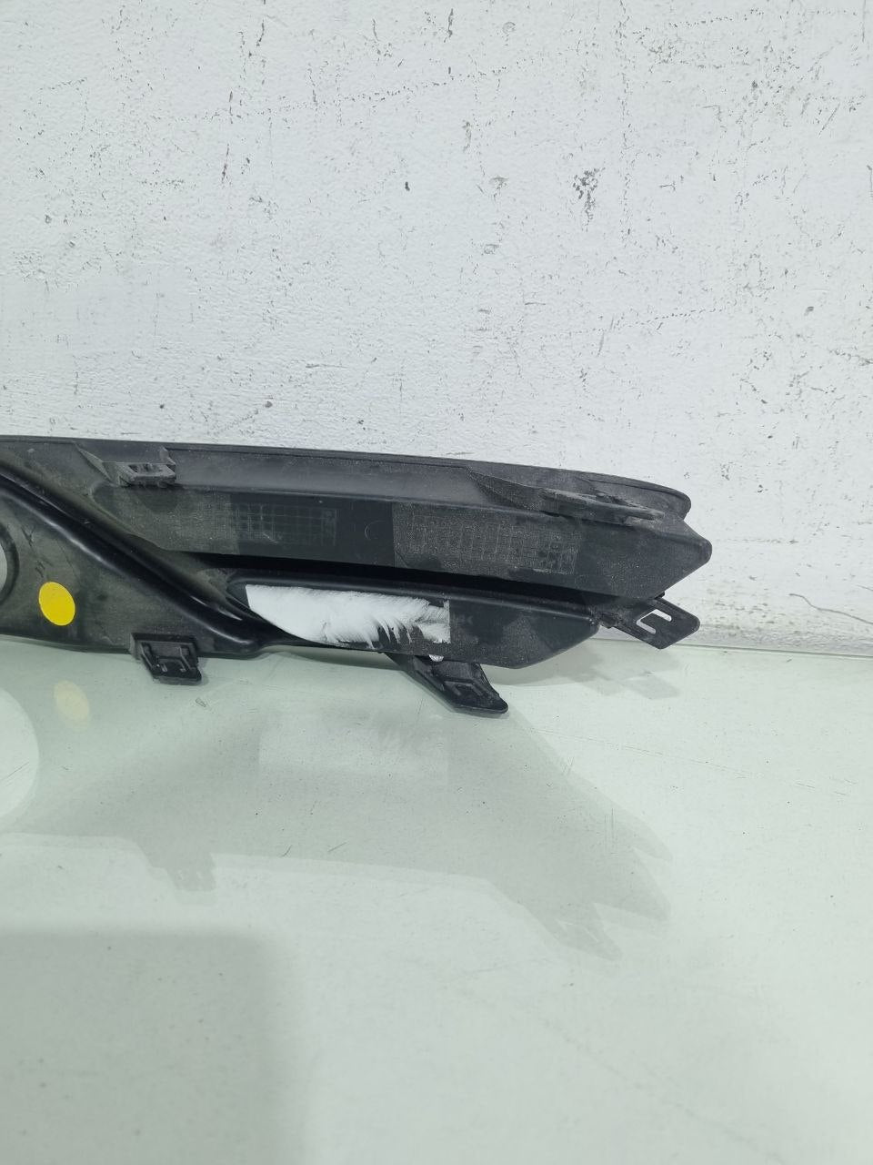 Moldura Farol Milha Esquerdo Nissan Sentra 2013/2016 Usado