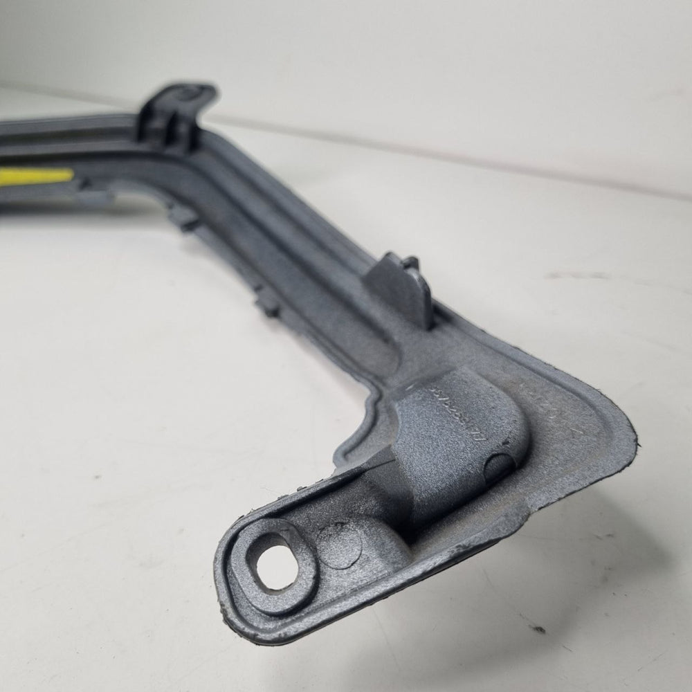 Moldura Farol Dianteiro Direito Peugeot 308 2007/2015 Nova