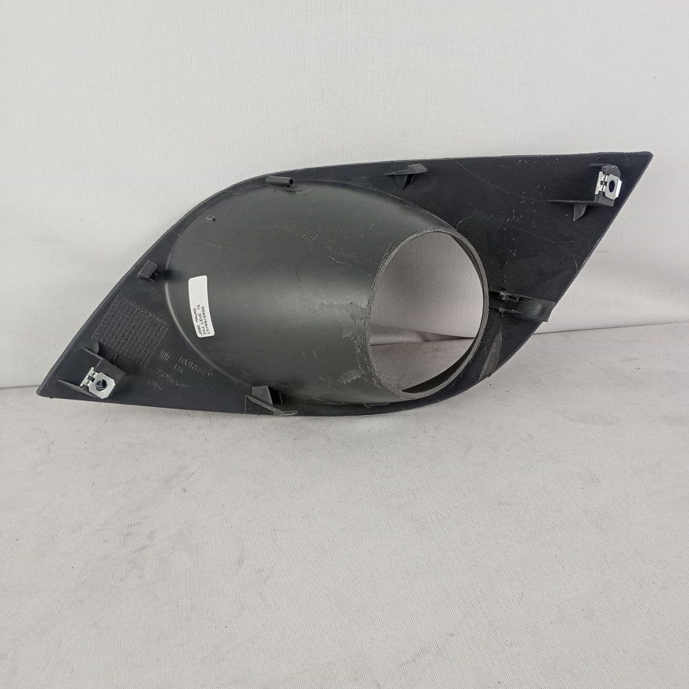Moldura Farol Milha Dir Fiat Palio 2012/2017 Nova