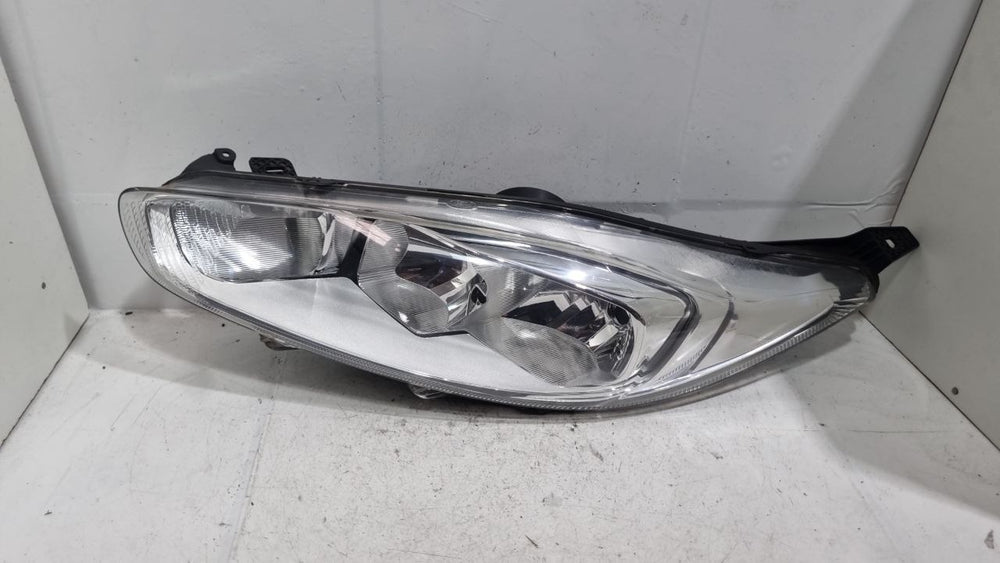Farol Diant Esq Ford New Fiesta 2018/2019