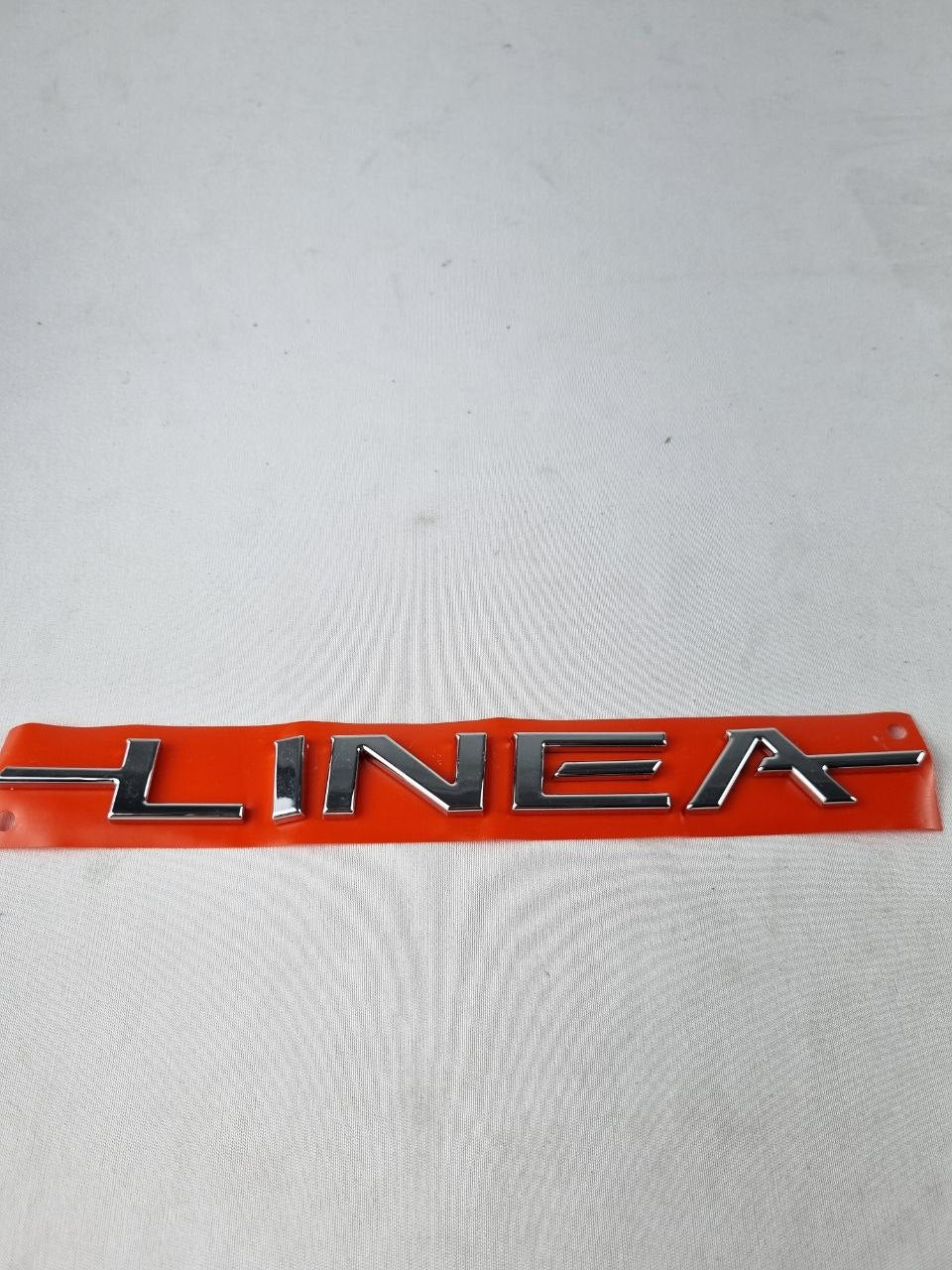 Emblema Traseiro Fiat Linea 2009/2016