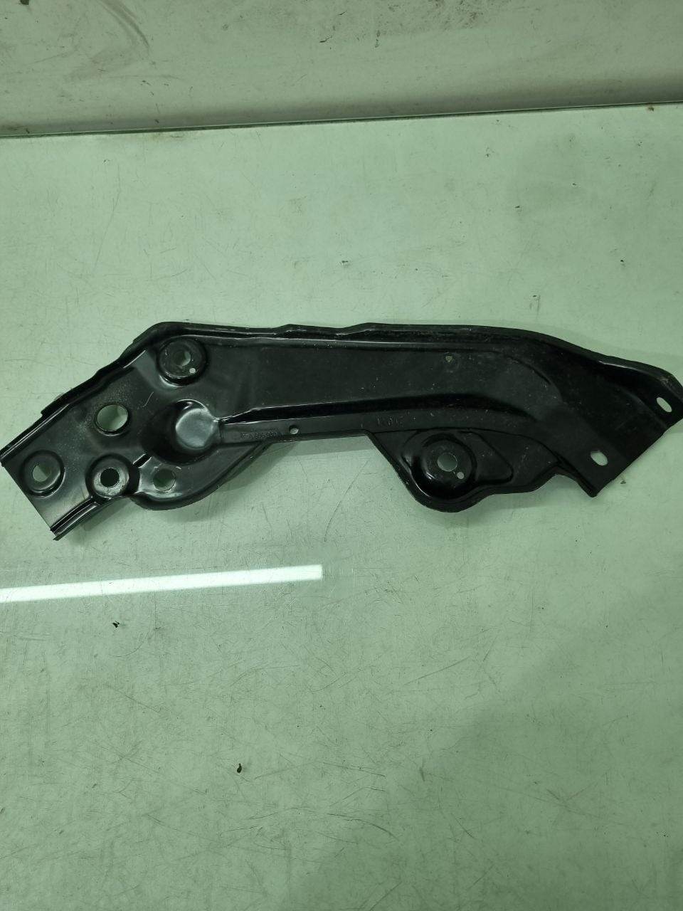 Guia Superior Direito VW Polo 2002/2009 Usado