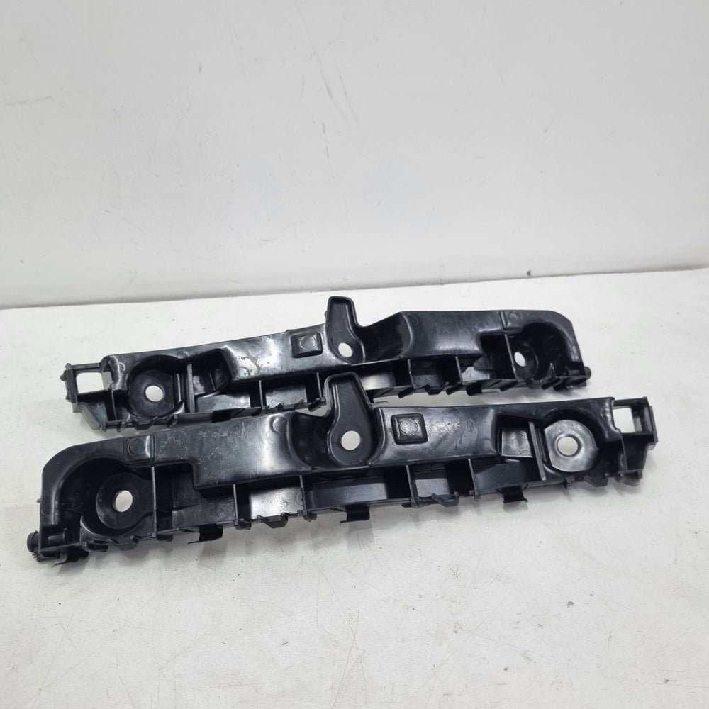 Suporte Guia Para-choque Tras Renault Captur 2017/2021
